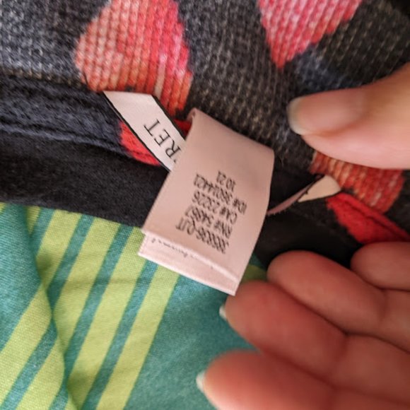 Victoria's Secret Black and Red Heart Henley Dress Size M - Picture 9 of 9